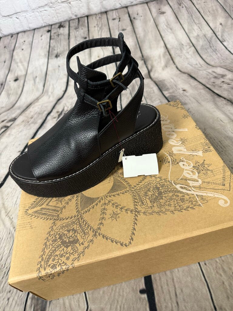 Free People Hallie Platform