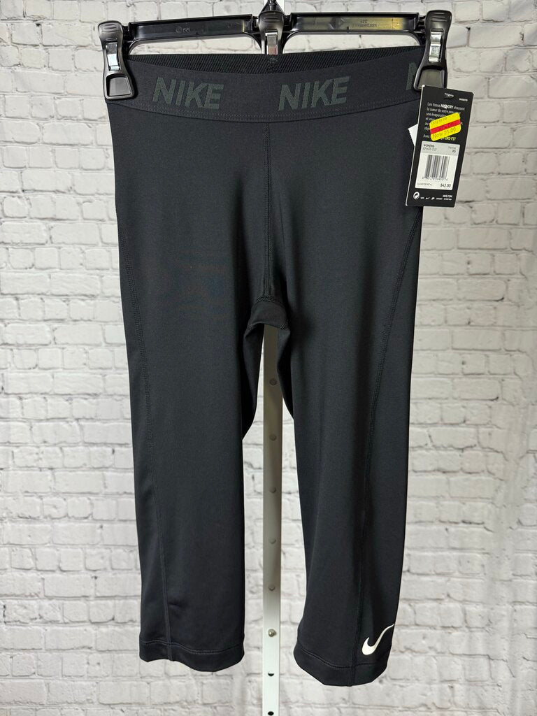 NWT Womens Nike Leggings