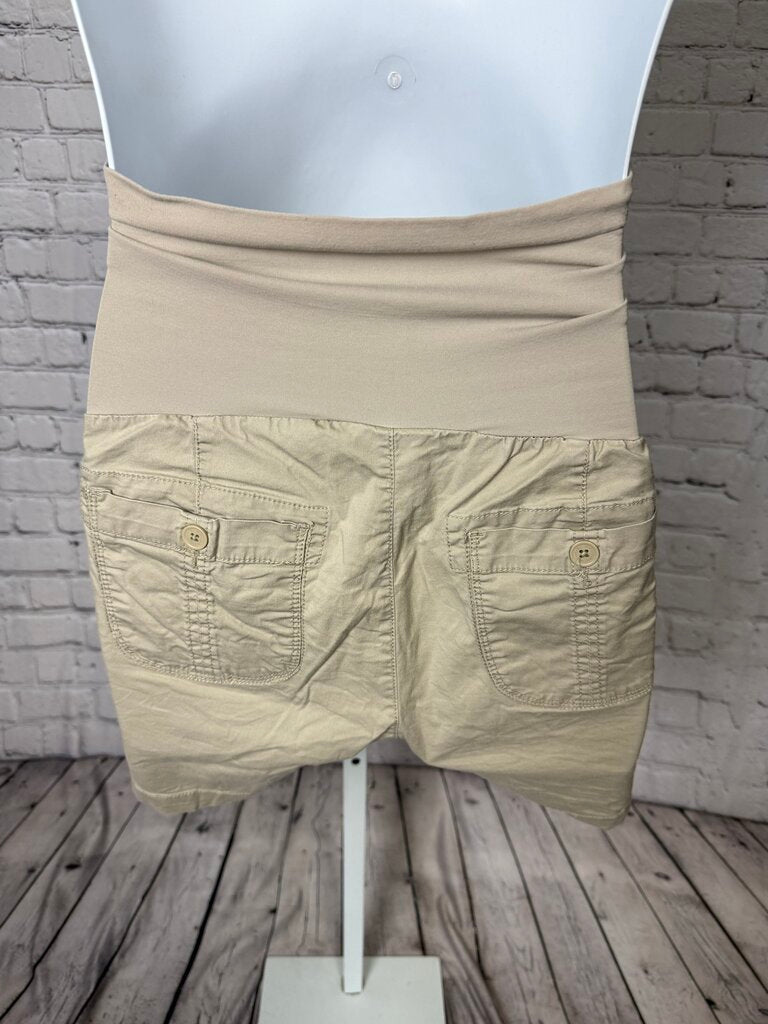"Motherhood Maternity" Beige Shorts