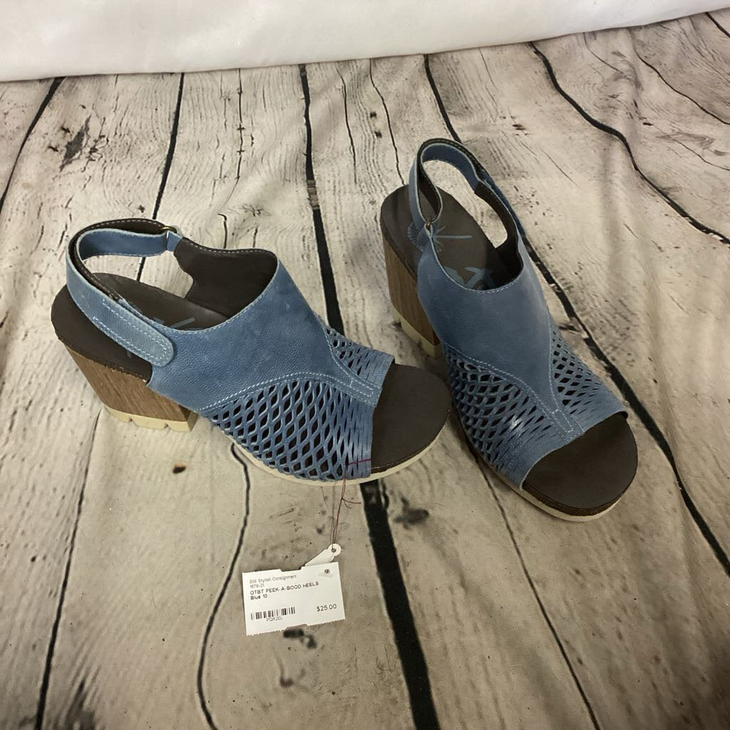 Women's Blue Peek- A- Boo Wedges