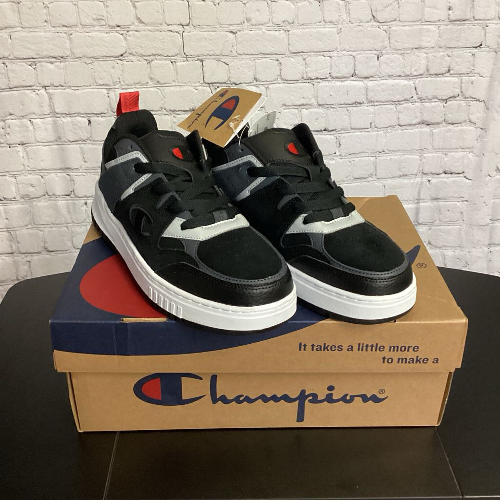 NWT Men's Champion Shoes