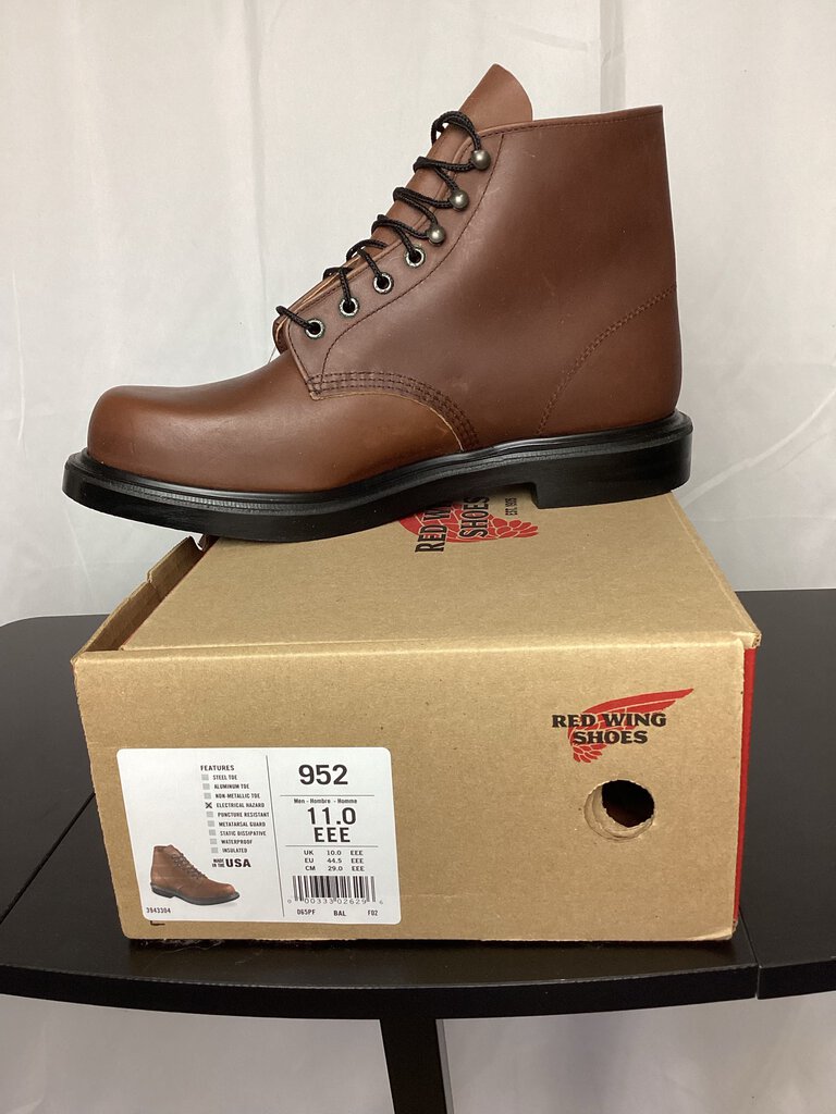 Red Wing Boots Brand New 952