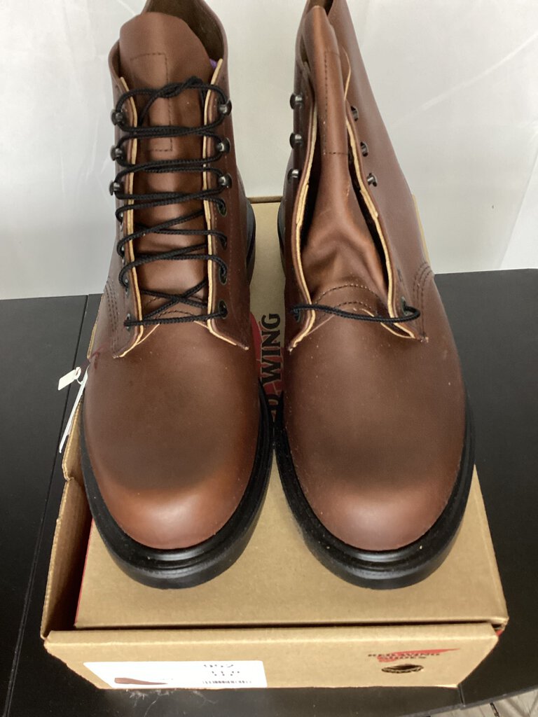 Red Wing Boots Brand New 952