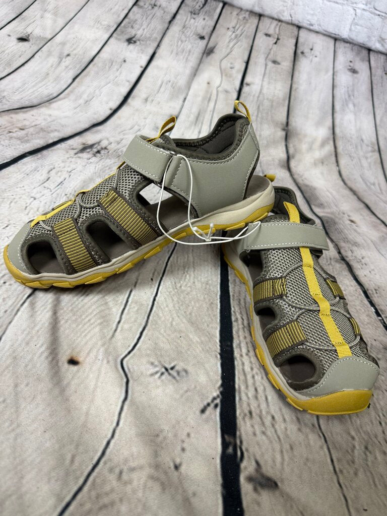 NWT Hiking Sandals