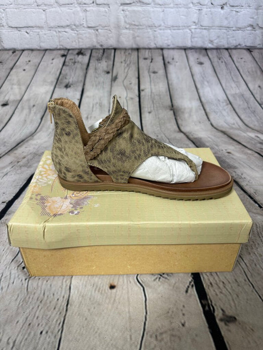NWT Very G Women's Sandals