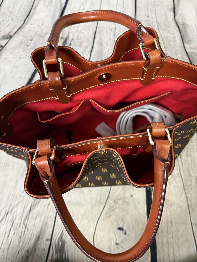 Dooney & Bourke Gretta Large Barlow Purse